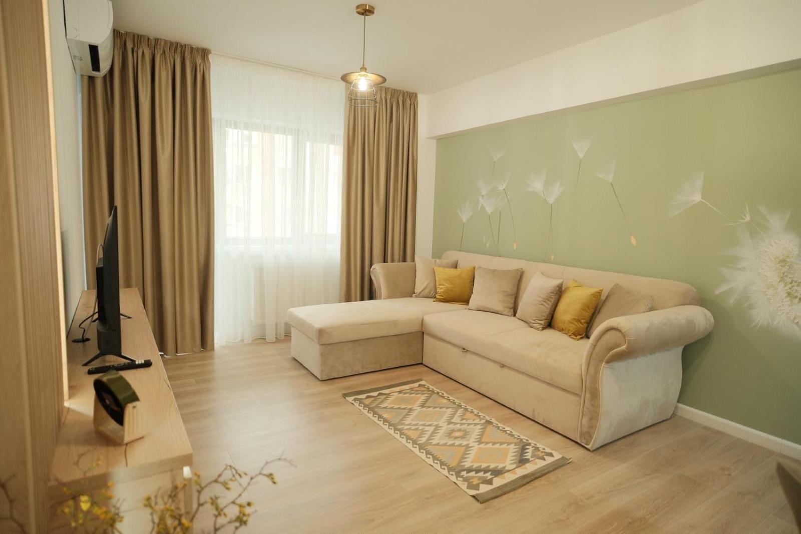 Green Studio Târgu Neamț Exteriör bild